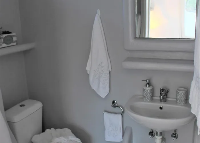 Sunκissed Home - Pollonia Milos *