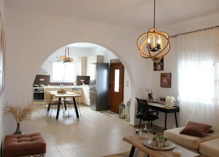 Sunκissed Home - Pollonia Milos